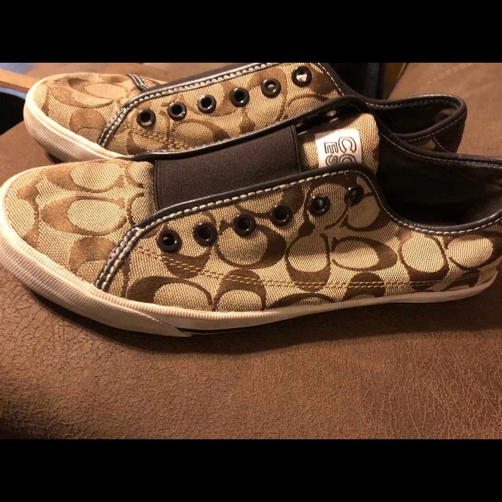 Coach slide ons sz 8.5